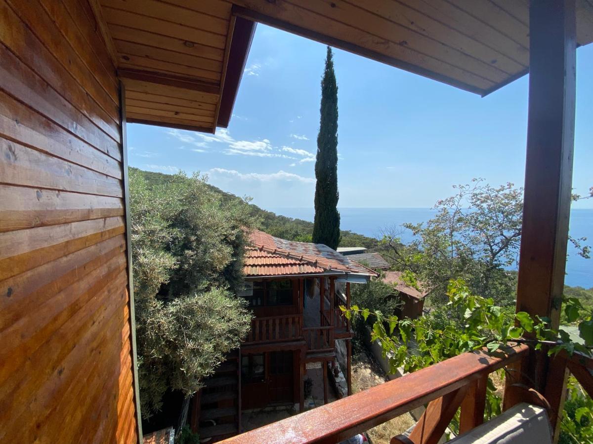 Casa Roja Apartment Cedit Exterior photo